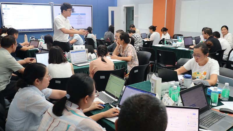 上海电工线上培训课程，如何选择合适的学习路径？**
